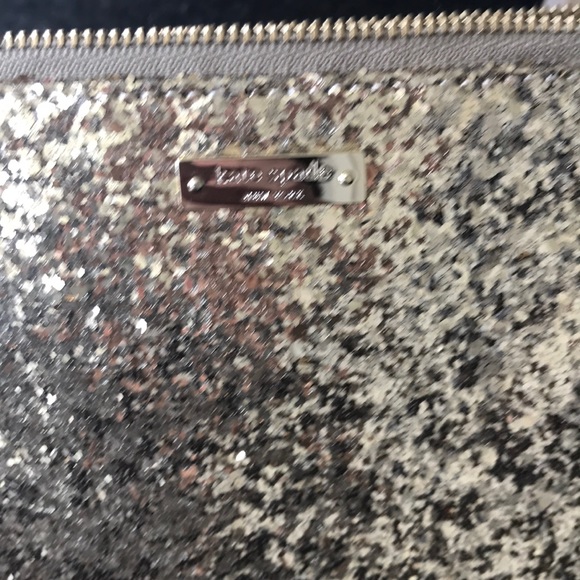 Kate spade cosmetic bag - Picture 2 of 2